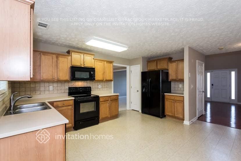 Building Photo - 1025 Levista Dr