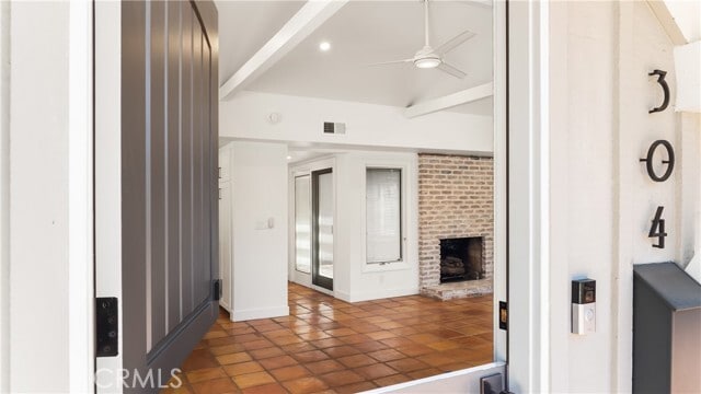 Building Photo - 304 Larkspur Ave