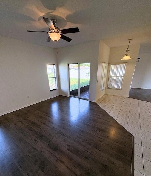 Building Photo - 3637 Weatherfield Dr