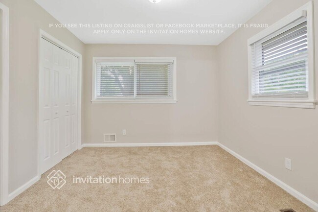 Building Photo - 944 Betty Dr