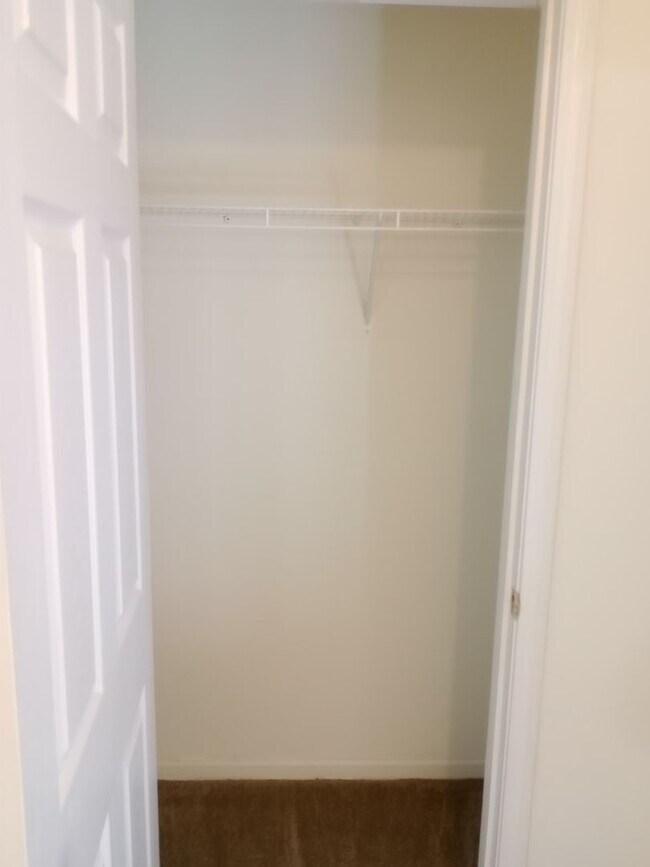 Building Photo - 1720-1722-1722 Juniper Dr