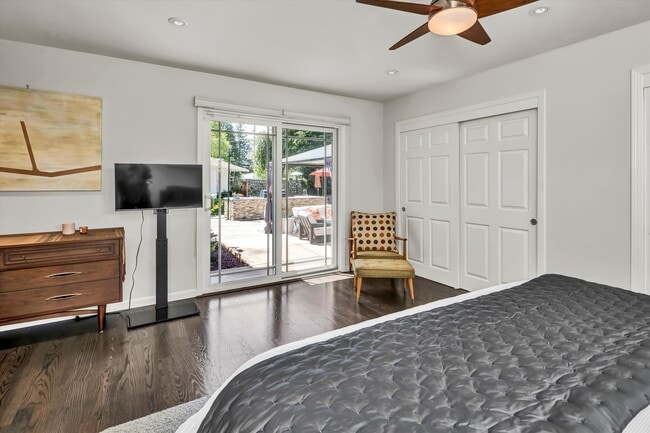 Building Photo - 1790 McKinley Rd