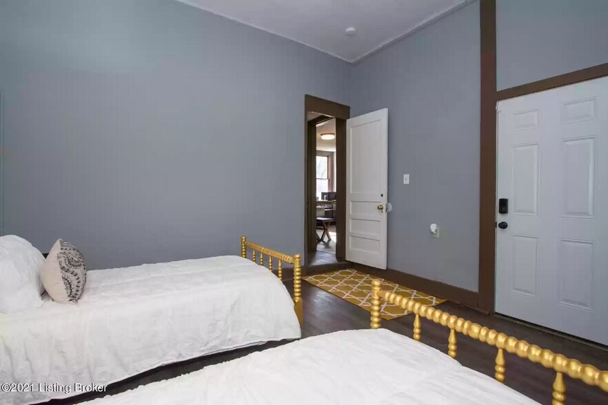 Building Photo - 2514 S 4th St