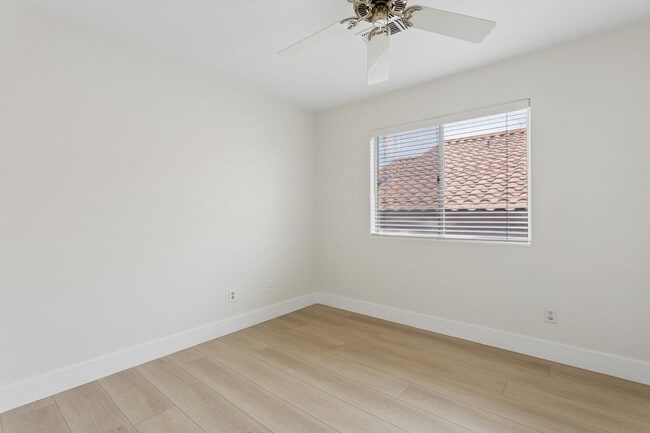 Building Photo - 17435 N 46th St