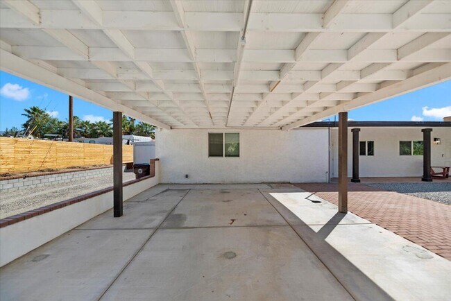 Building Photo - 32300 Shadow Mountain Ln