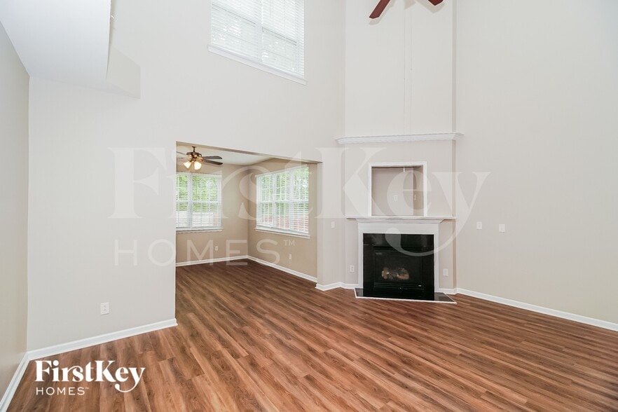 Building Photo - 13510 Delstone Dr