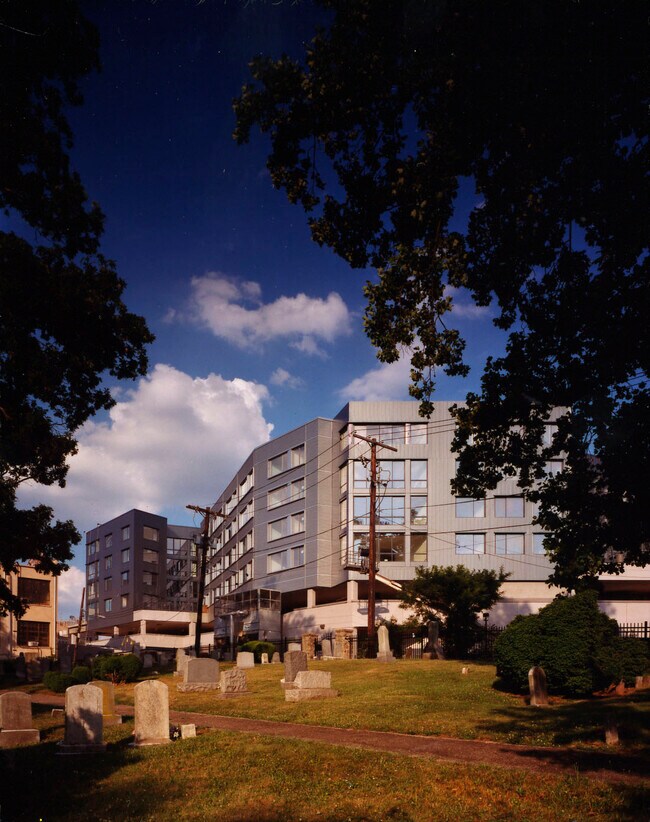Building Photo - 4101 Albemarle St NW