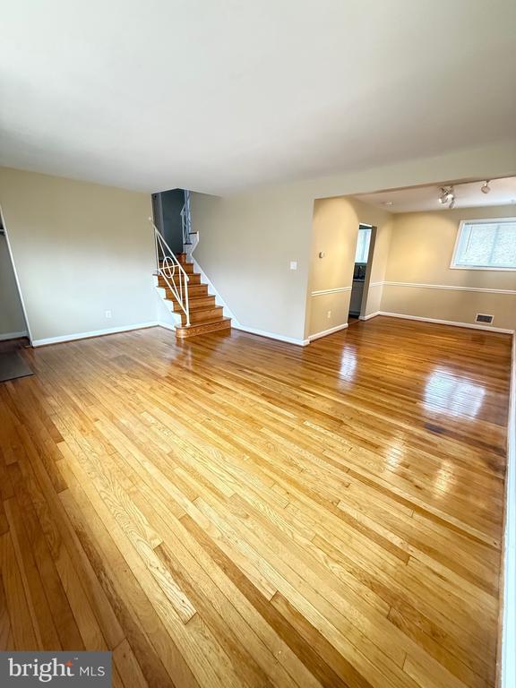 Building Photo - 11212 Dewey Rd