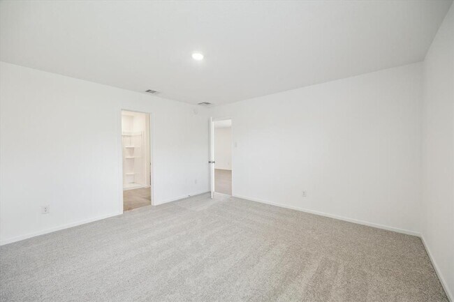 Building Photo - 18015 Valle Cupa Ln