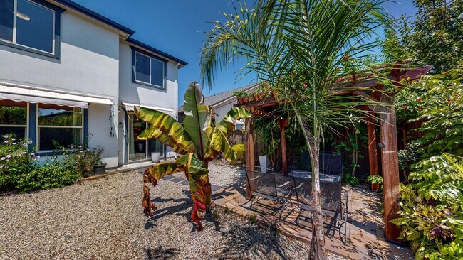 Building Photo - PURE Property Management Presents: Modern 4 Bedroom Home in Coffey Park!