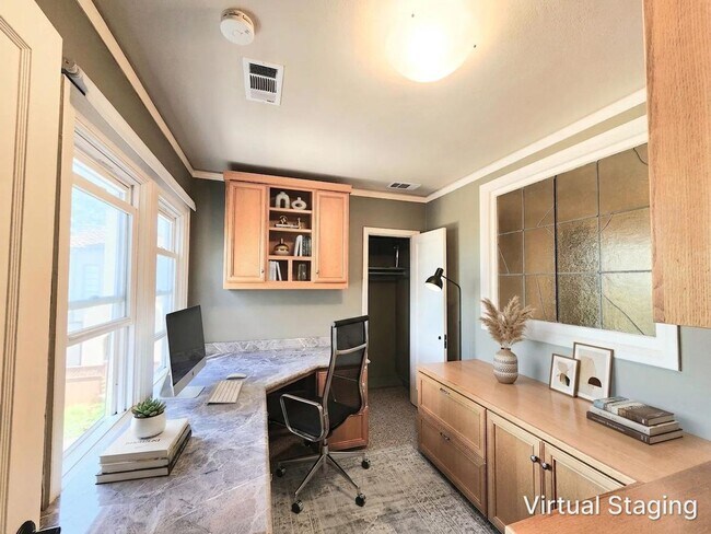 Building Photo - Elegant, spacious home in San Mateo