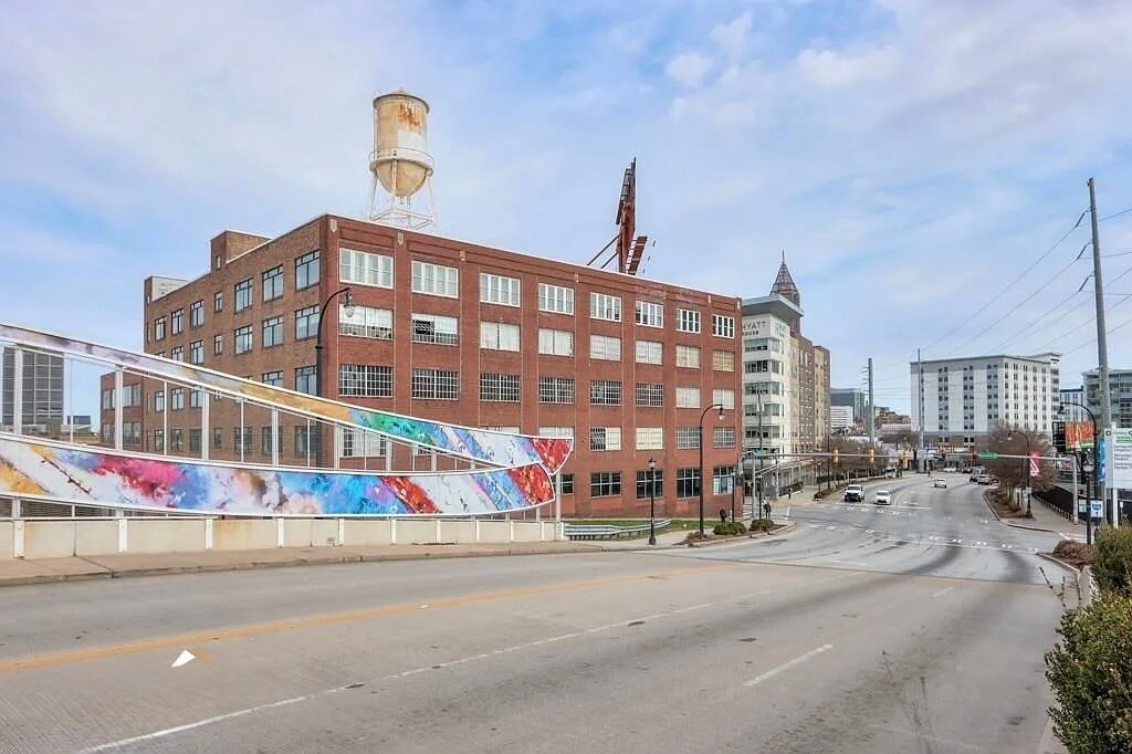 Building Photo - 426 Marietta St NW