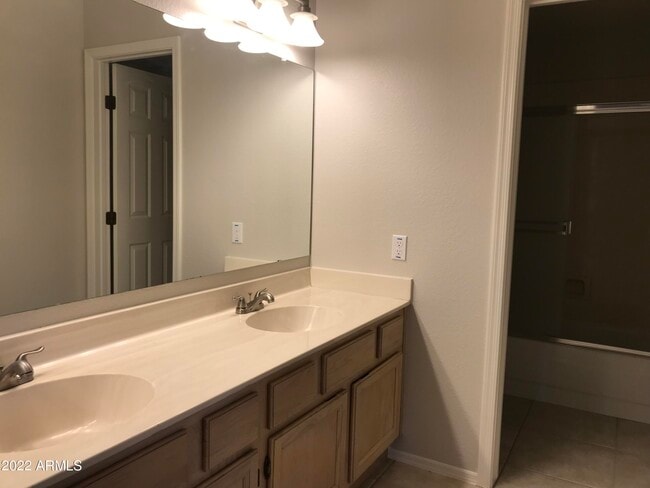 Building Photo - 11515 N 91st St