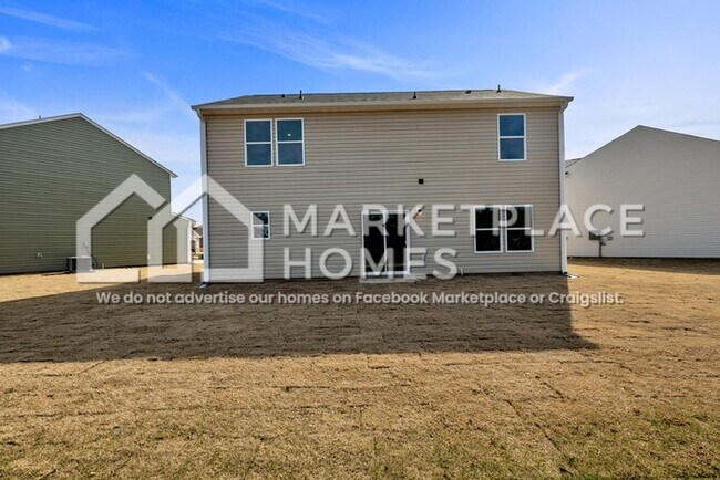 Building Photo - 327 Orchid Ln