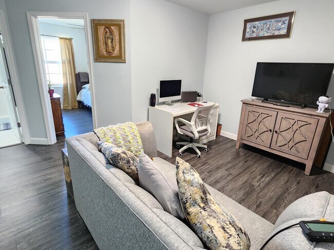 Building Photo - 250 Timberwalk Trail