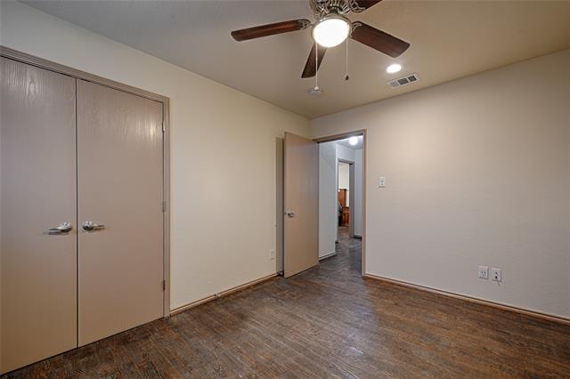 Building Photo - 6640 Friendsway Dr