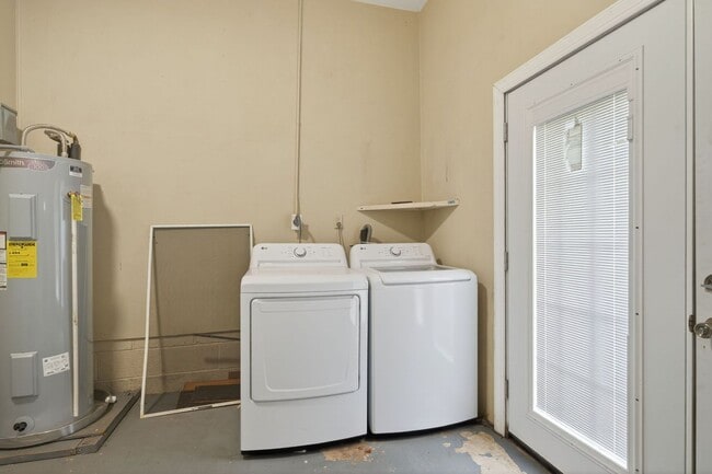 Building Photo - 3544 Good Hope Rd