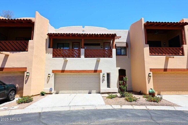 Building Photo - 333 N Pennington Dr
