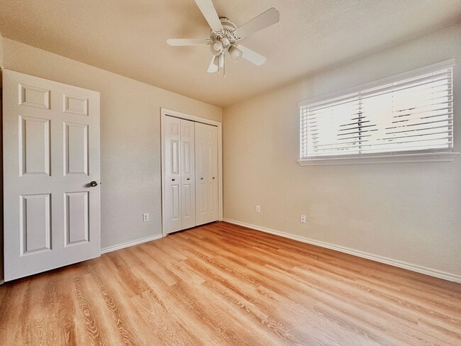 Building Photo - 2106 Kipling Dr