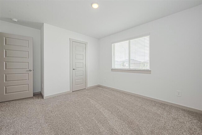 Building Photo - 29518 Paytons Park Ct