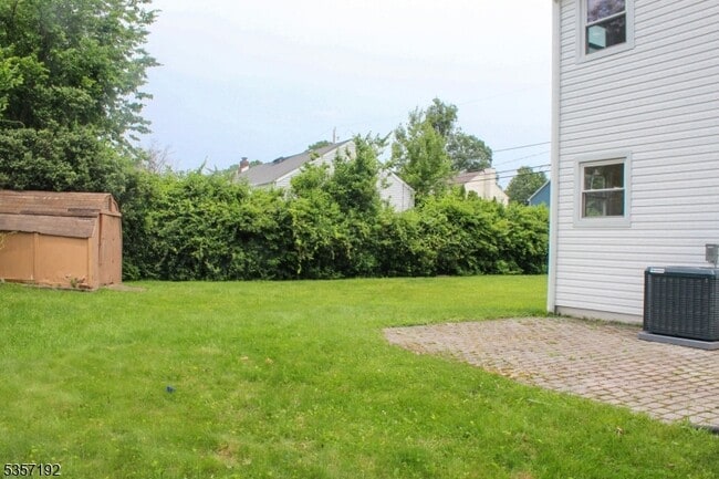 Building Photo - 137 Centerton Dr