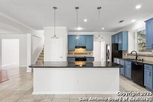 Building Photo - 204 Majestic Grove