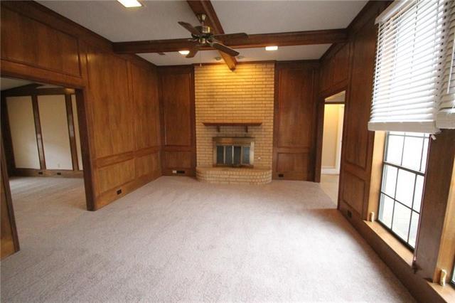Building Photo - 4108 Mesa Dr