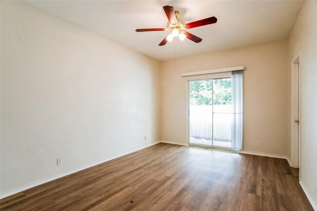 Building Photo - 1705 Constantino Cir