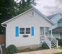 Primary Photo - 592 Spencer St NW