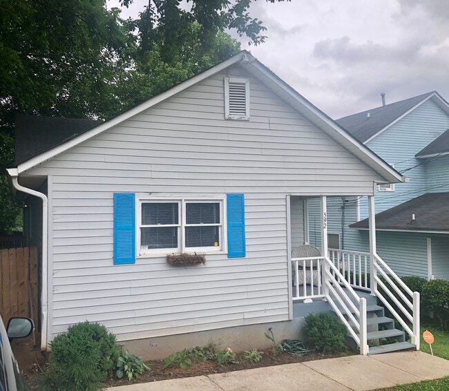 Primary Photo - 592 Spencer St NW