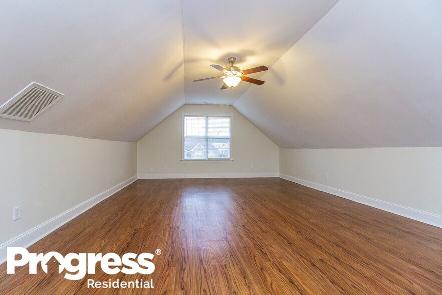 Building Photo - 2062 Prescott Way