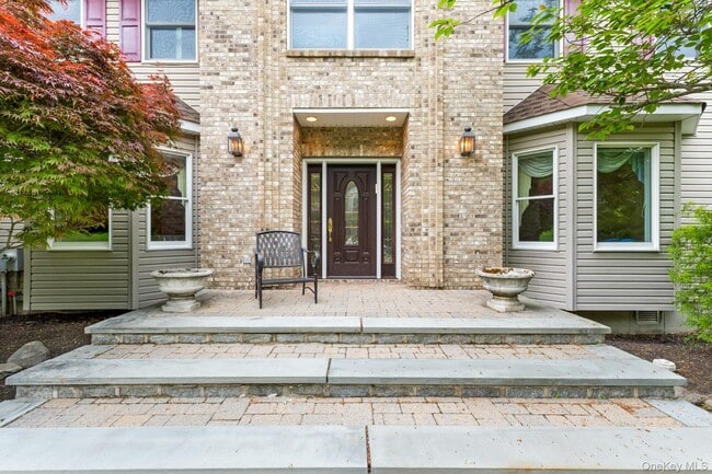 Building Photo - 35 Pyngyp Rd