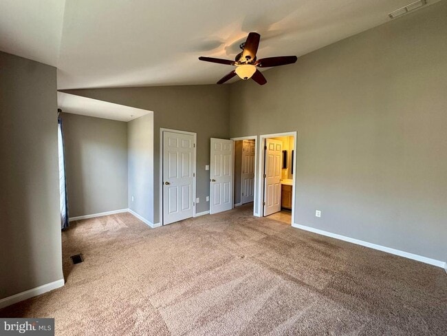 Building Photo - 74 Harbour Heights Dr