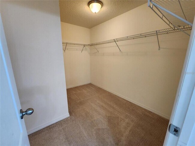 Building Photo - 3320 Mount Vernon Way