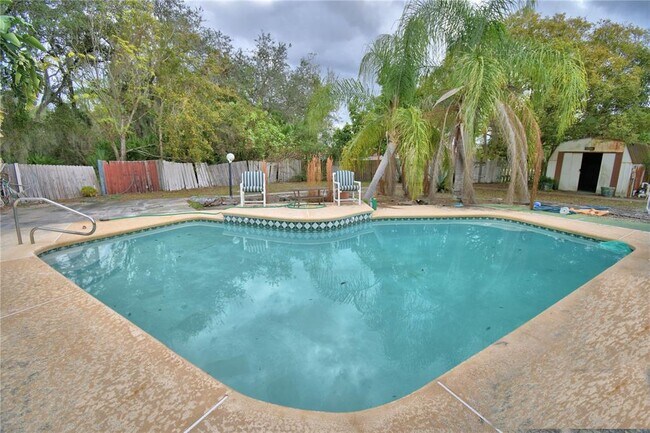 Building Photo - 531 Katherwood Ct