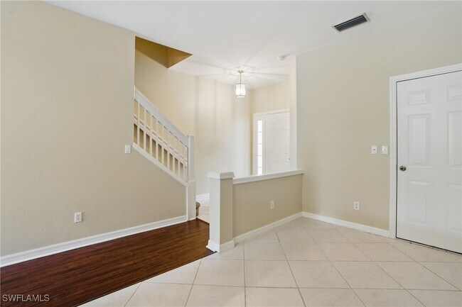 Building Photo - 8310 Village Edge Cir