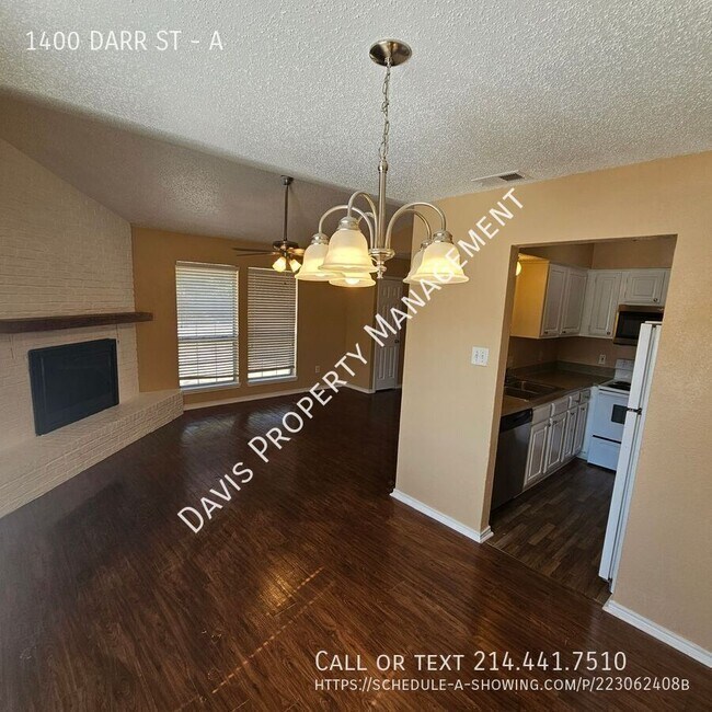 Building Photo - 1400 Darr St