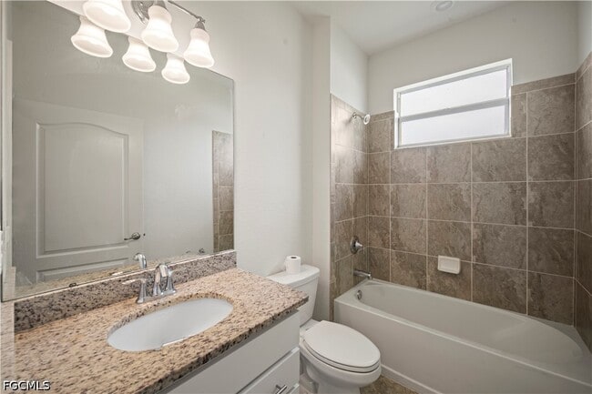 Building Photo - 4234 Bluegrass Dr