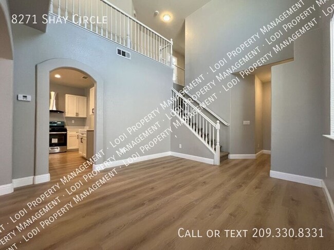 Building Photo - 8271 Shay Cir