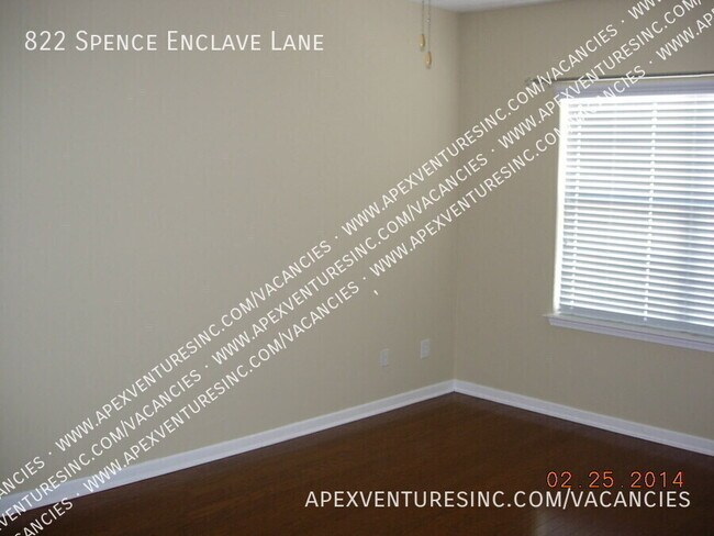 Building Photo - 822 Spence Enclave Ln