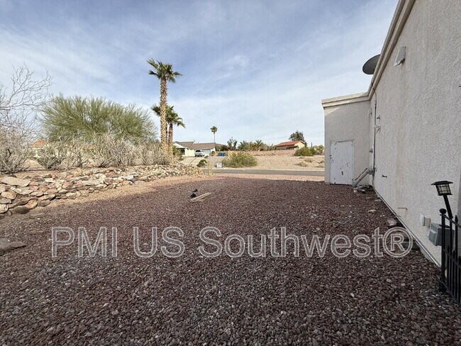 Building Photo - 3443 Sunbonnet Dr