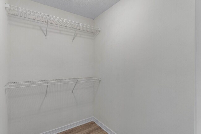 Building Photo - 147 Cabana Way