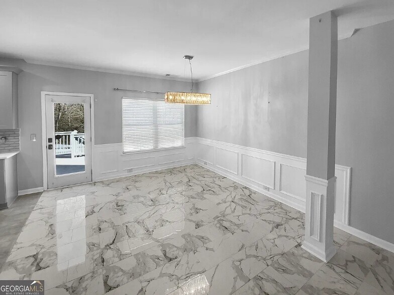 Building Photo - 5735 Hedge Brook Dr
