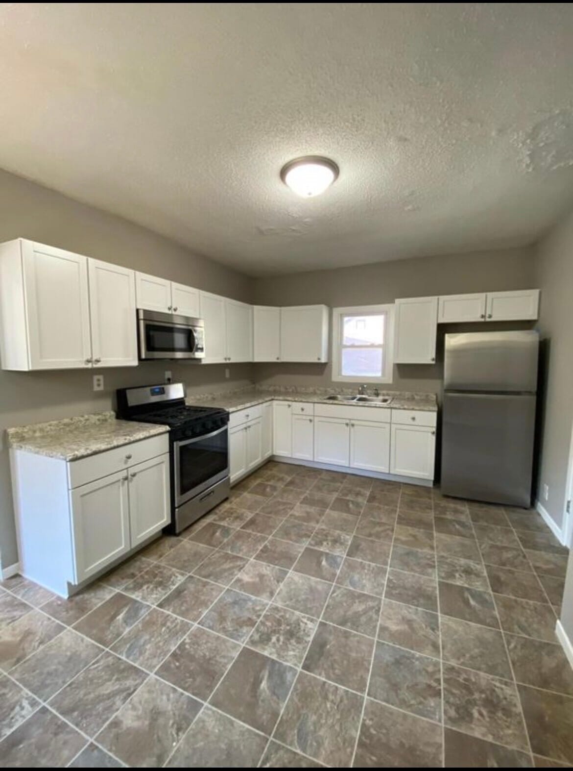 Building Photo - 505 Beaumont St