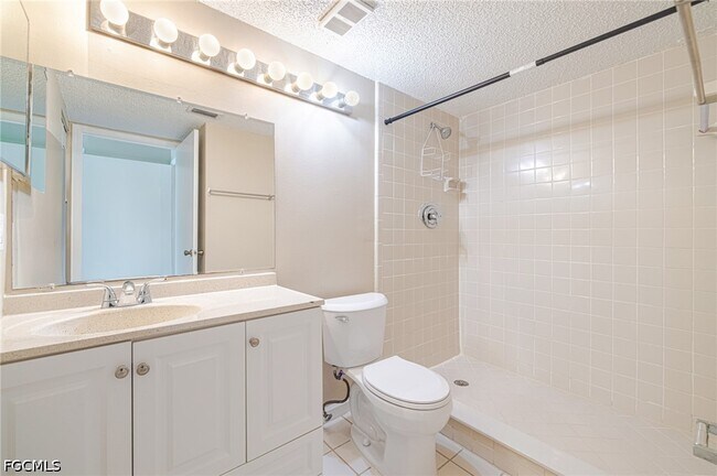 Building Photo - 13515 Eagle Ridge Dr