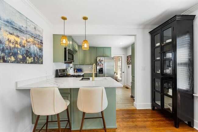 Building Photo - 640 Quillian Ave