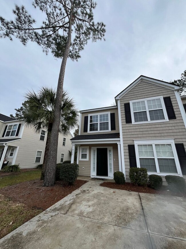 Building Photo - Westcott Plantation 4Br  2.5Ba  Townhouse