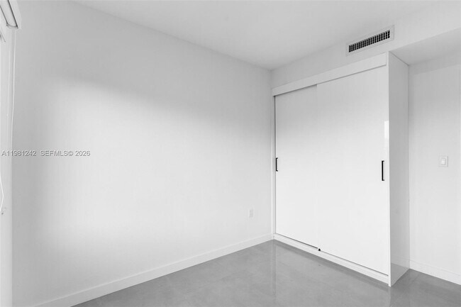 Building Photo - 26103 SW 145th Ave