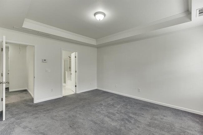 Building Photo - 805 Tulip Poplar Way