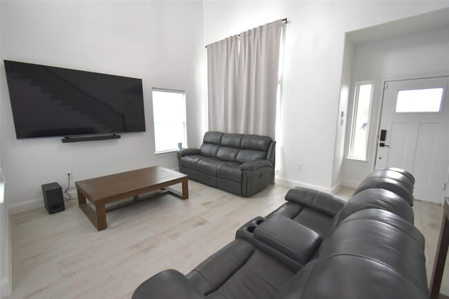 Building Photo - 42 County Rd-5102L